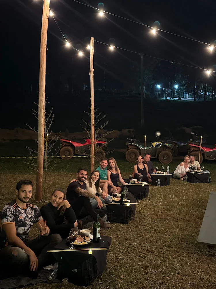 Luau de Aventura em Analândia